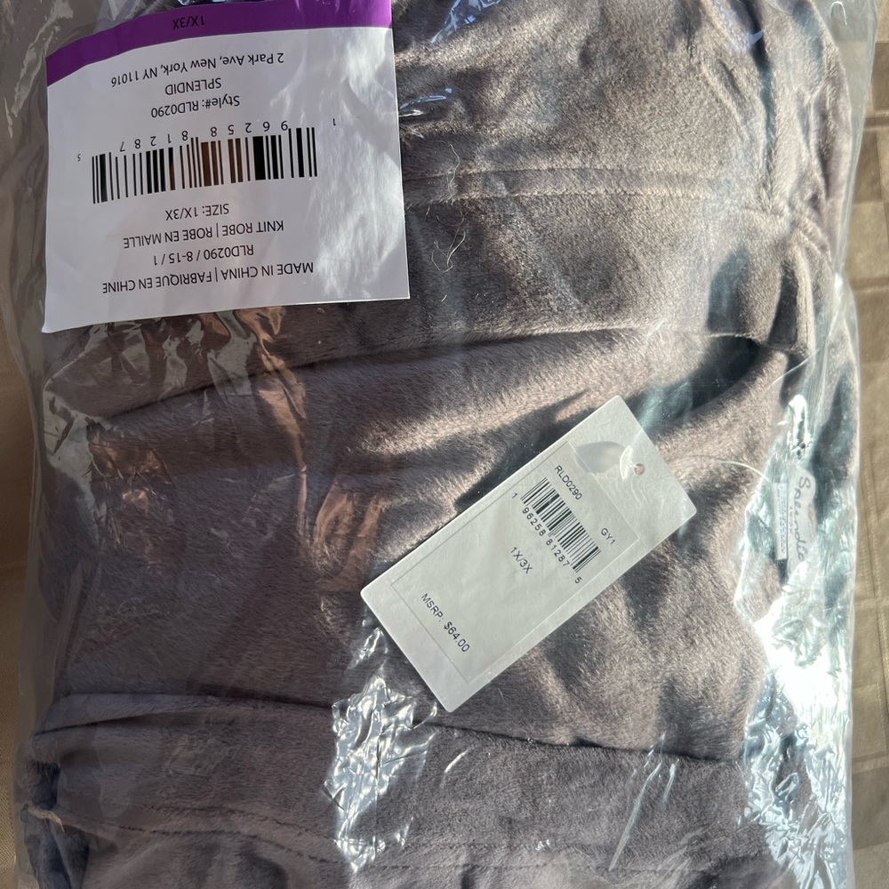 Splendid Women's Velour Super Soft Lightweight Belted Robe JW7 Gray Sz 1X/3X NWT - Picture 10 of 10